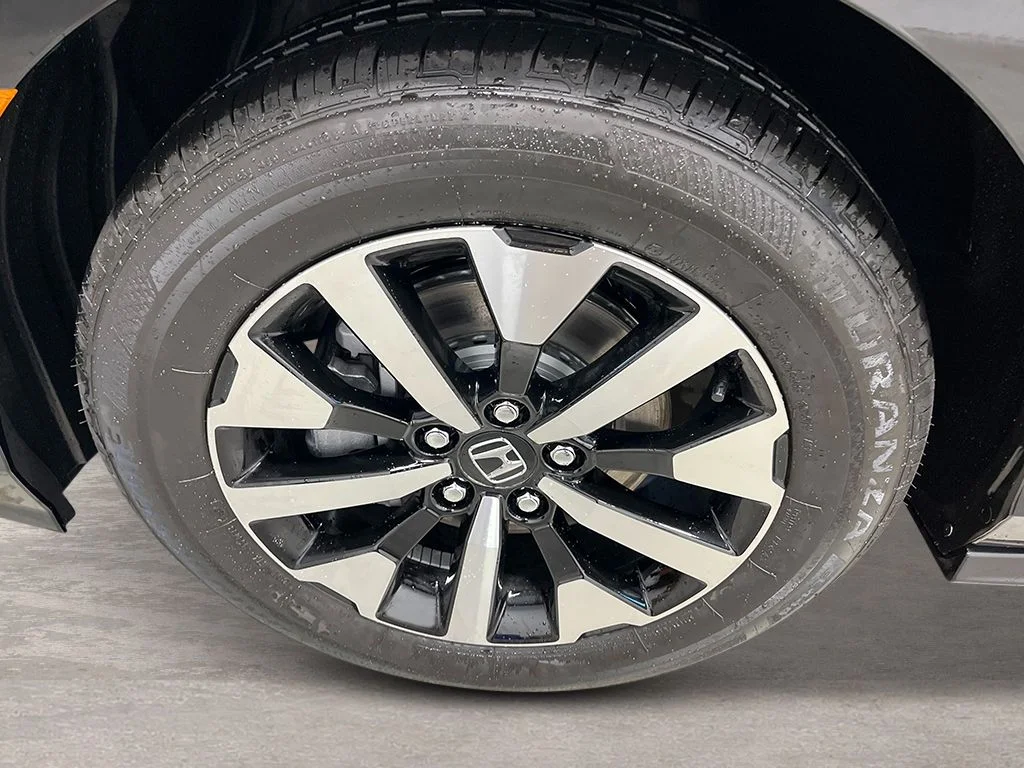 2026 Honda Odyssey EX-L - Photo 10