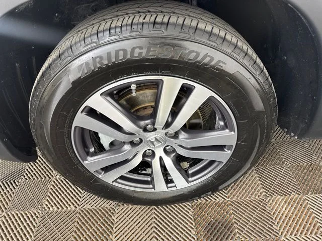 Used 2018 White Honda EX-L image 34