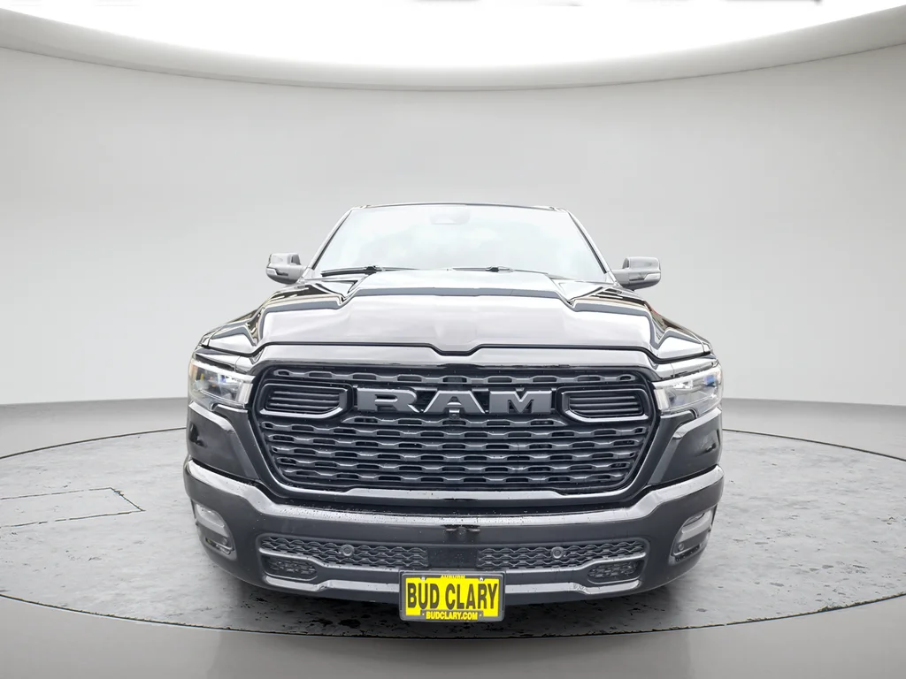 New 2026 Diamond Black Crystal Pearl-Coat Exterior Paint RAM Big Horn/Lone Star image 8