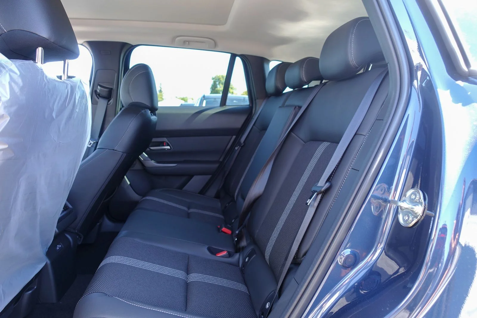 New 2026 Ingot Blue Metallic Mazda Preferred image 12