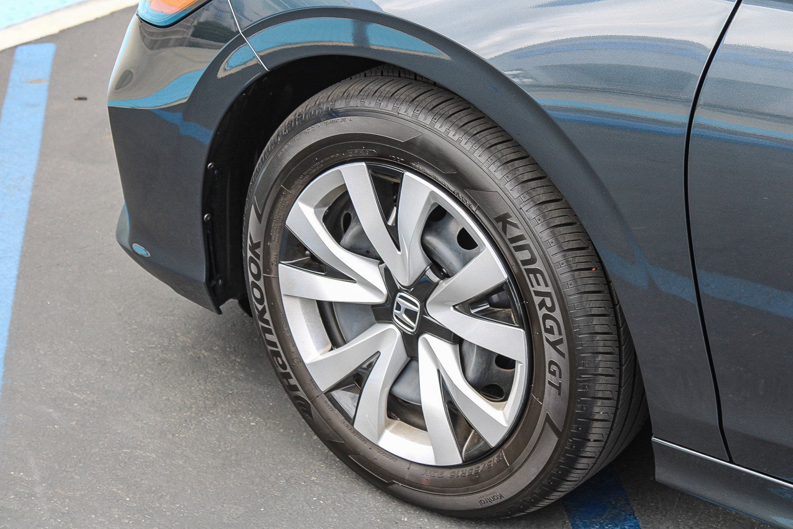 2026 Honda Civic LX - Photo 12