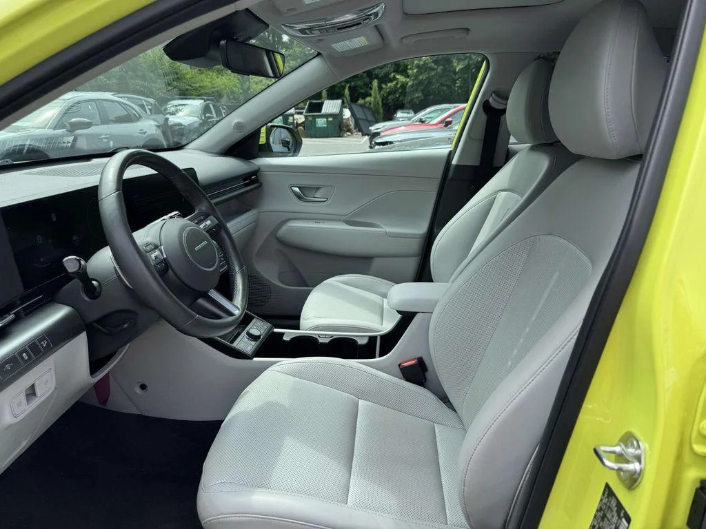 Used 2024 Neoteric Yellow Hyundai Limited image 14