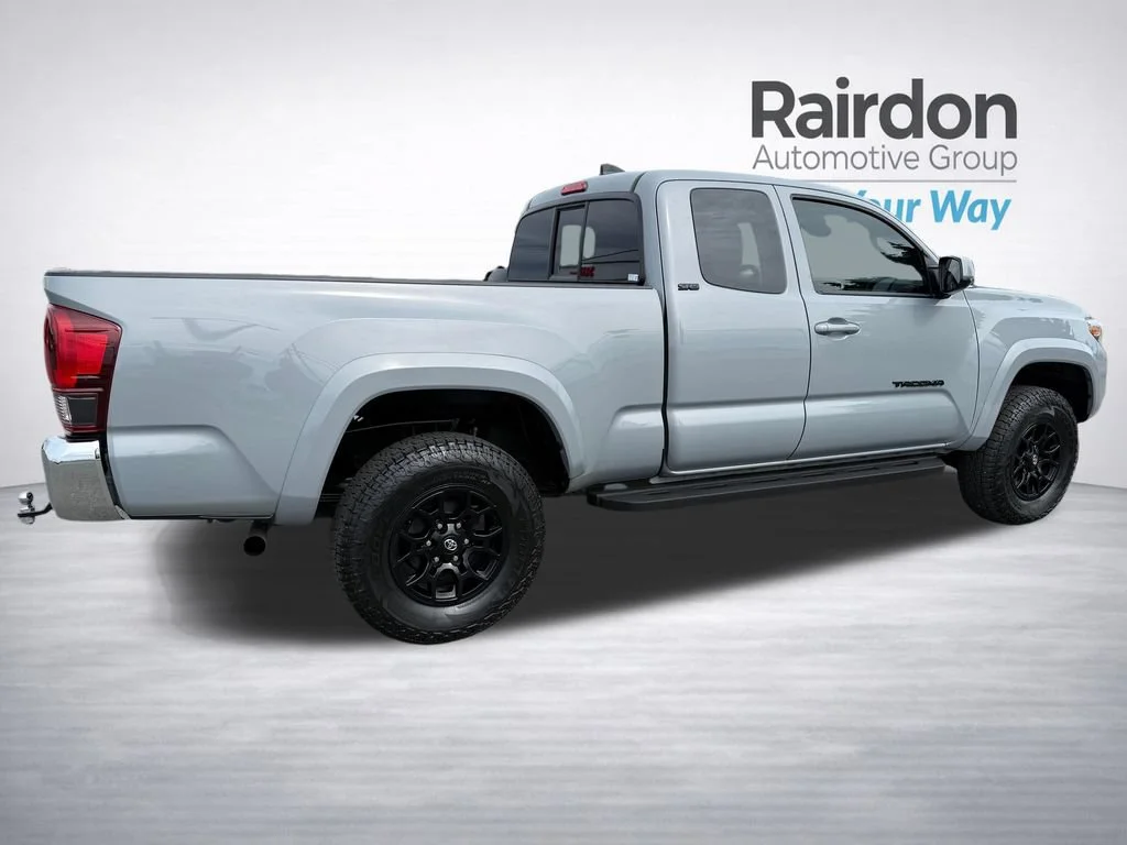 Used 2021 Cement Toyota SR image 7
