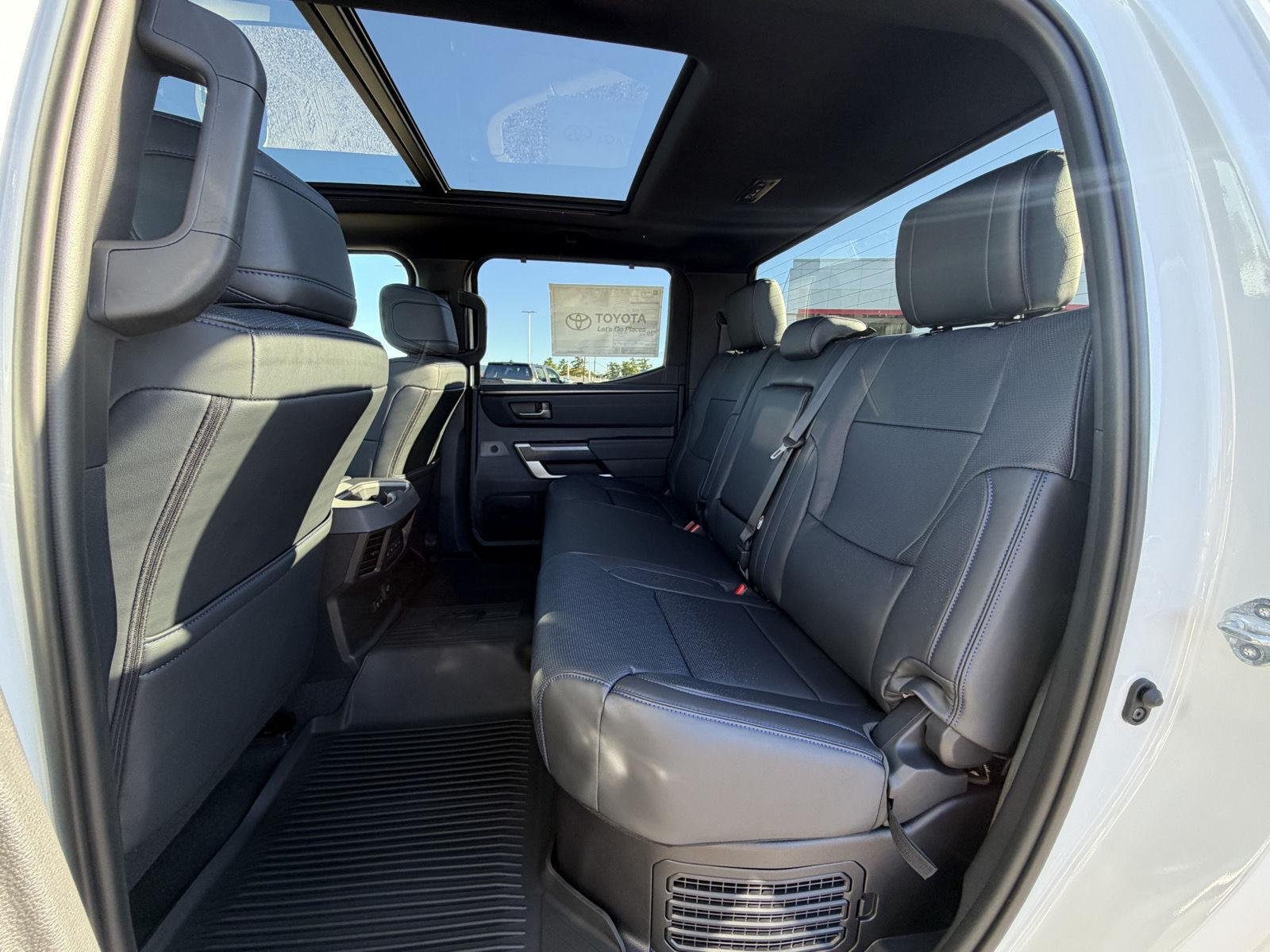 New 2026 Wind Chill Pearl <sup>1</sup> Toyota Tundra Platinum image 14