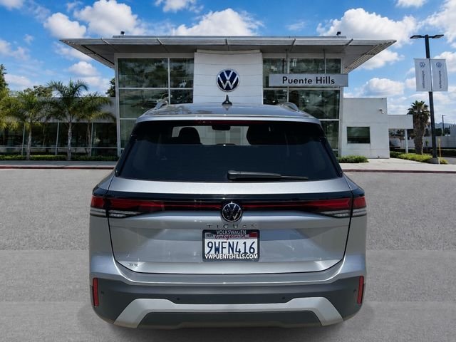 Used 2026 Silver Metallic Volkswagen 2.0T SE image 5