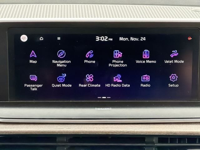 Used 2022 White Kia EX image 14