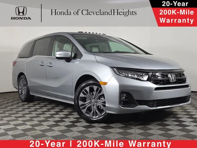 New 2026 Honda Odyssey Touring 4D Passenger Van in Cleveland
