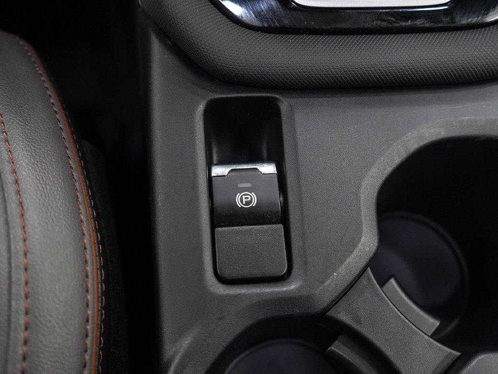 Used 2025 River Rock Pearl Subaru Sport image 24