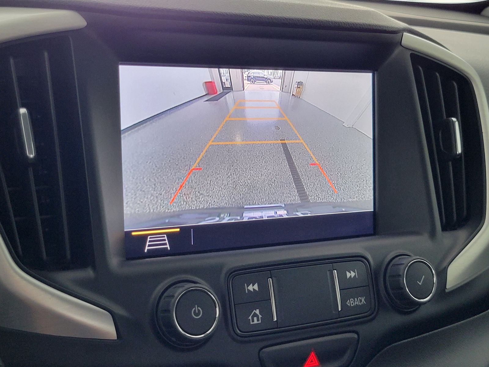 Used 2020 Black GMC SLE image 20