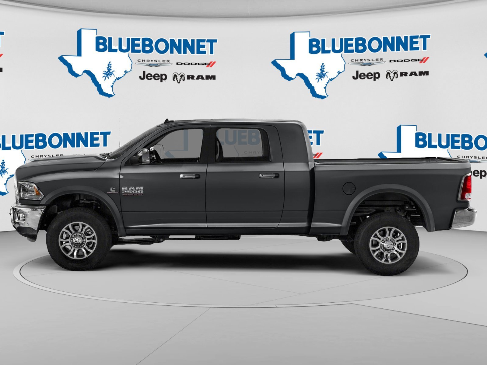 Used 2016 Granite Crystal Metallic Clearcoat Ram Laramie image 3