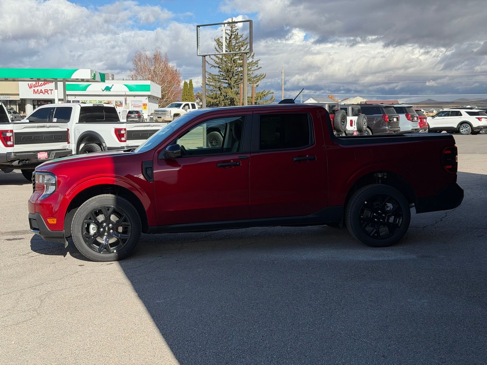 2025 Ford Maverick XLT - Photo 11