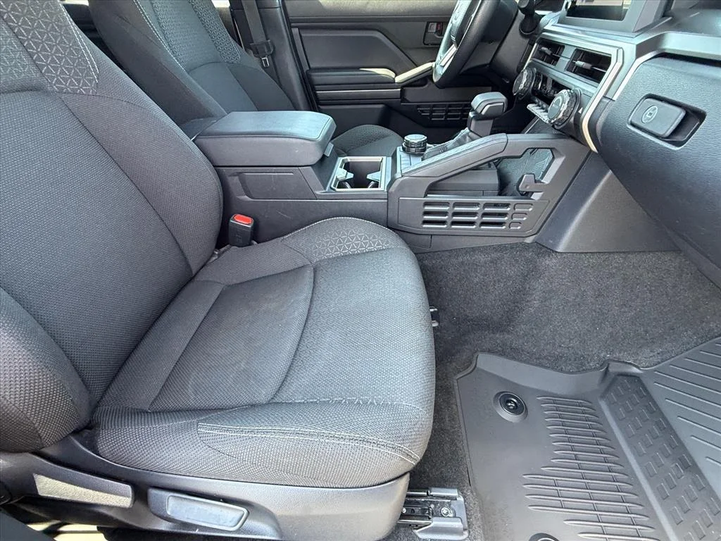 Used 2025 Black 202 Toyota SR5 image 10