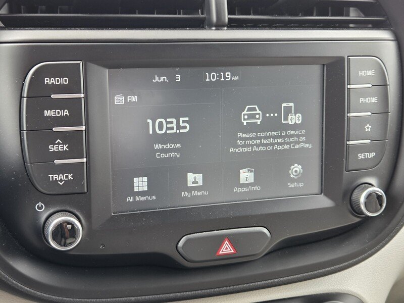 Certified Used 2020 Snow White Pearl KIA S IVT image 25