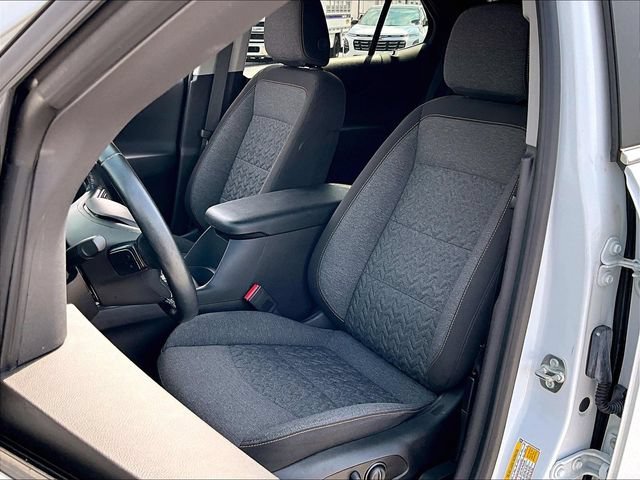 Used 2024 Summit White Chevrolet LT image 10