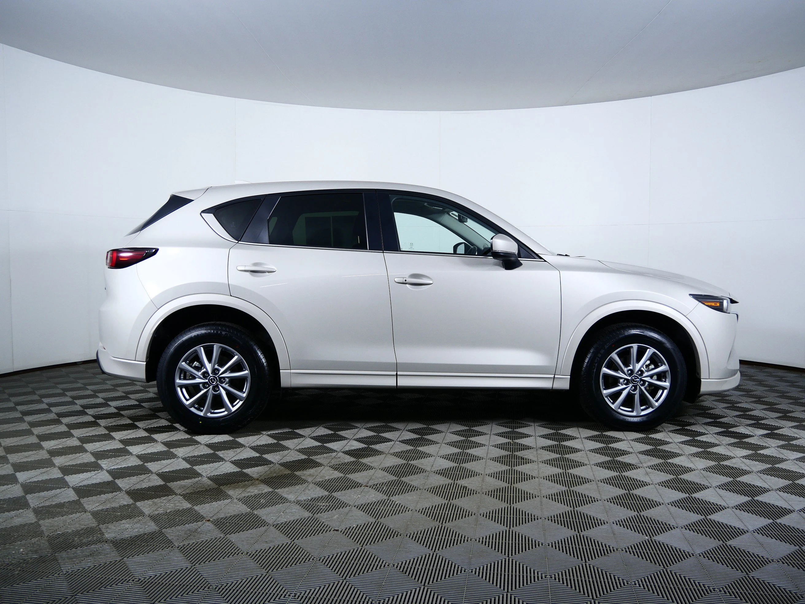 Used 2025 Platinum Quartz Metallic Mazda 2.5 S Preferred Package image 8