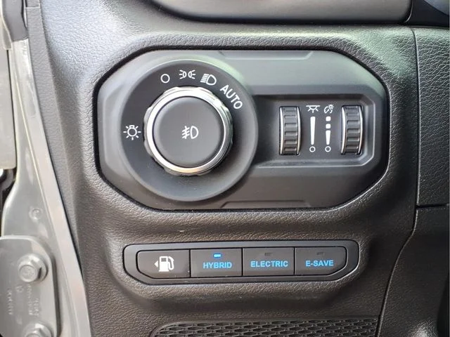 Certified Used 2022 Gray Jeep Unlimited Rubicon 4xe image 15