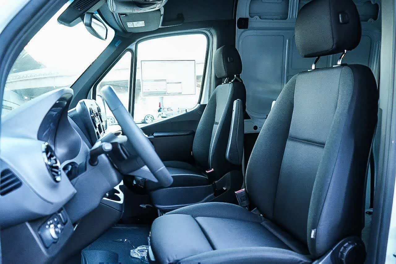 New 2026 Arctic White Mercedes-Benz Cargo 170WB High Roof RWD 2.0L I4 Diesel Turbo SO image 16