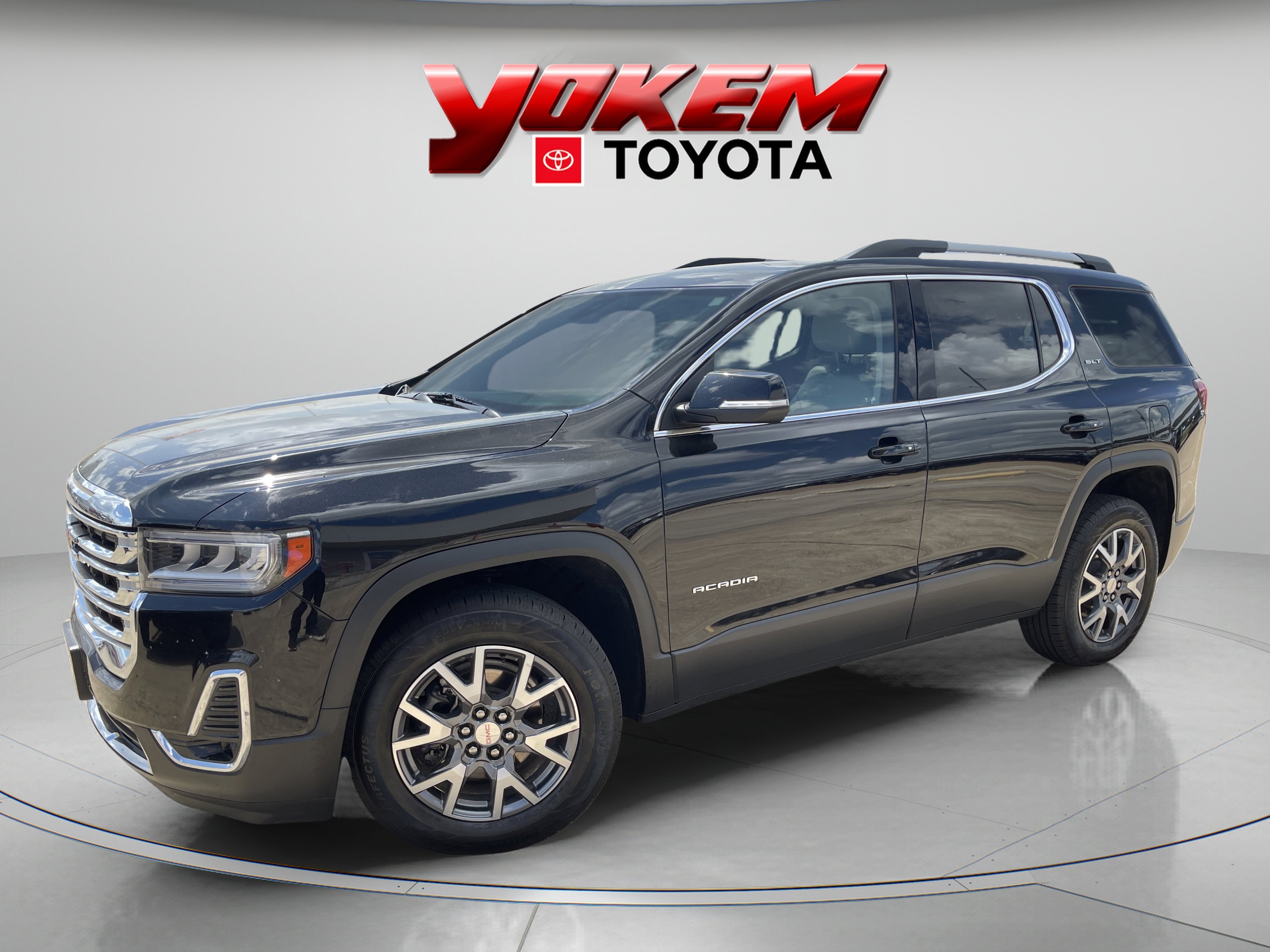 2023 GMC Acadia SLT AWD's photo