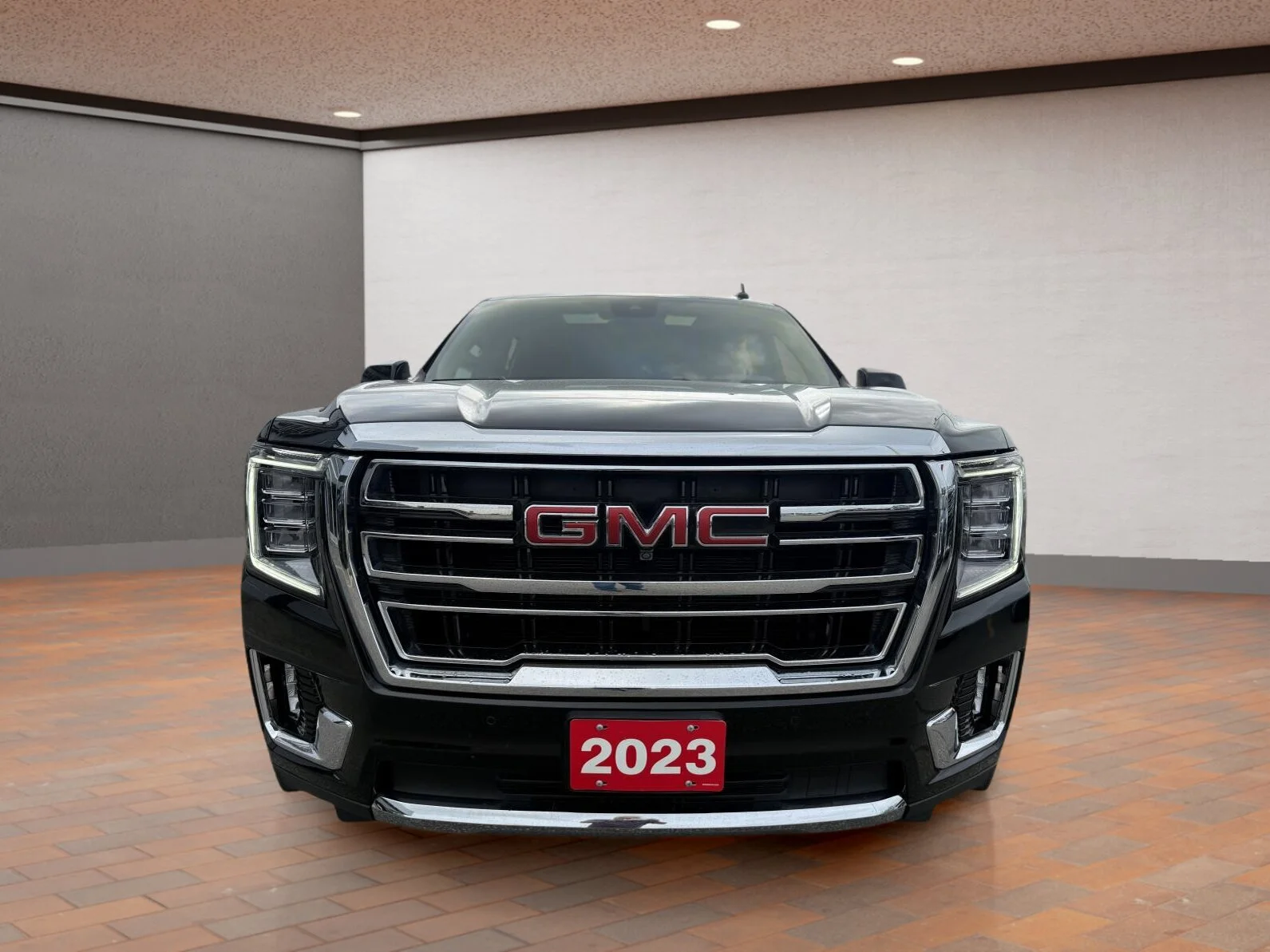 Certified Used 2023 Black GMC 4x4 Slt image 8