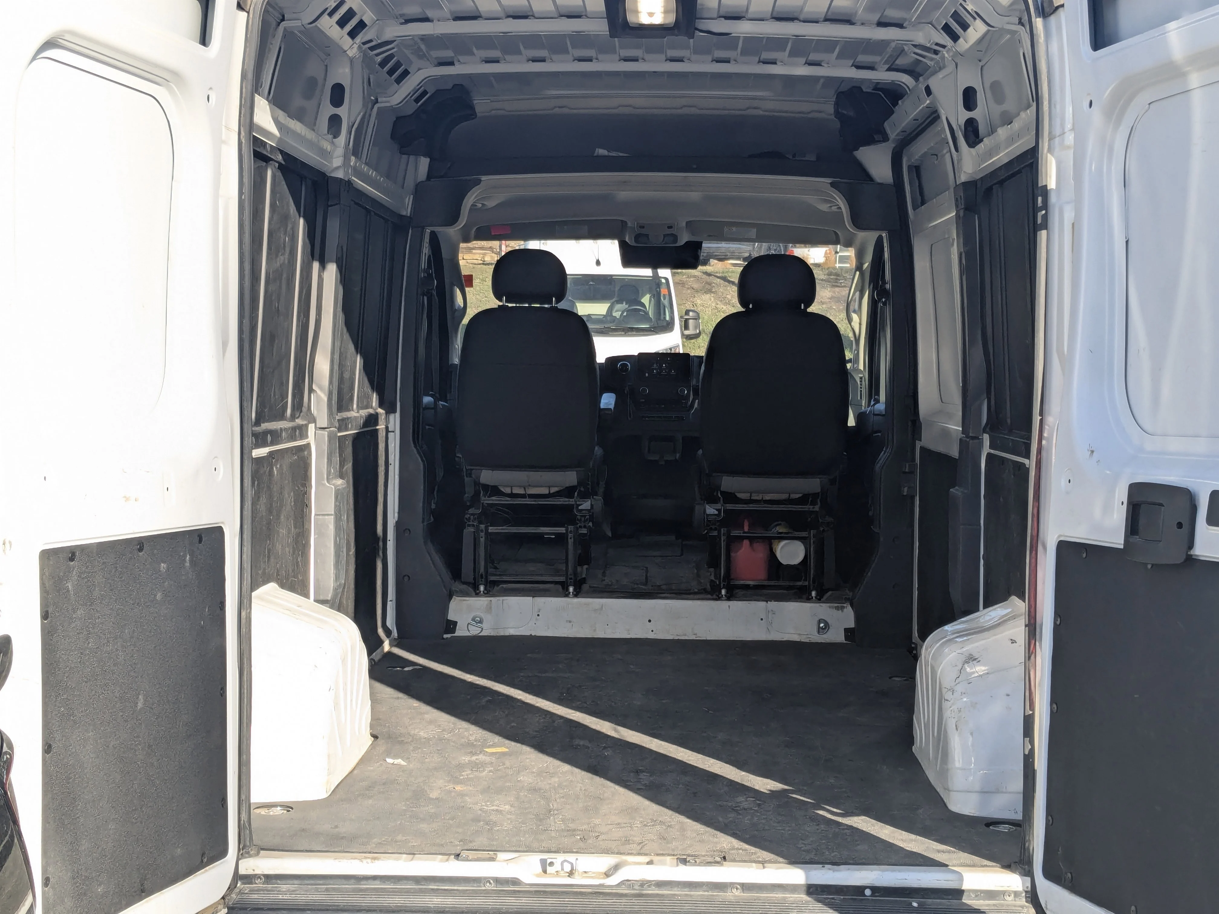 Used 2025 White RAM Tradesman - C/V HR 136 WB * - Pkg 22B - Convenience Grp - Mopar Cargo Mat - Wall Paneling & More image 23