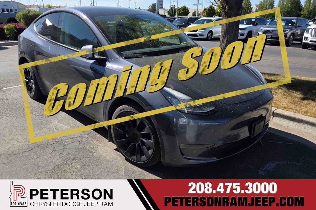 2022 Tesla Model Y Long Range Dual Motor All-Wheel Drive's photo