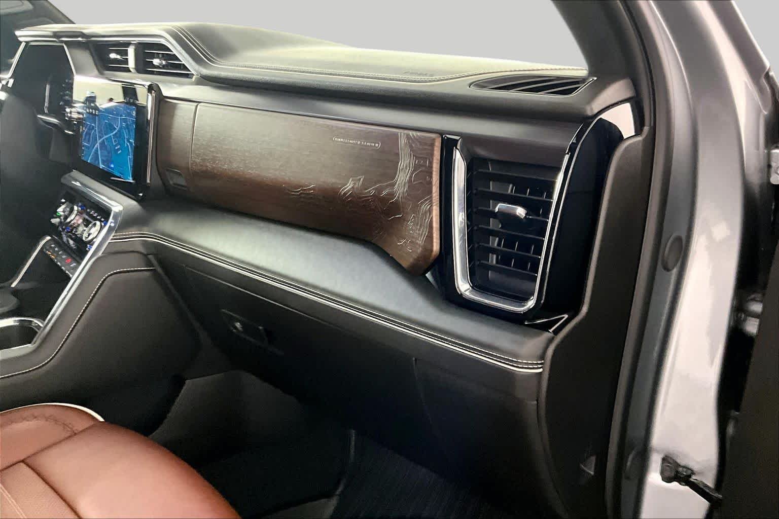 Used 2026 Sterling Metallic GMC Denali Ultimate image 18