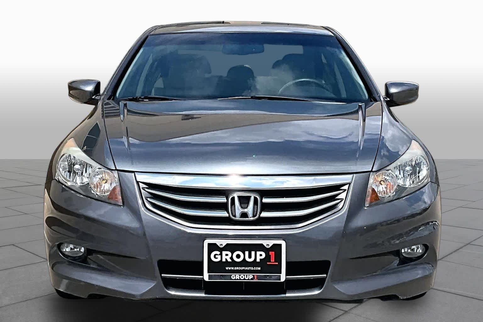 Used 2012 Alabaster Silver Metallic Honda EX-L image 3