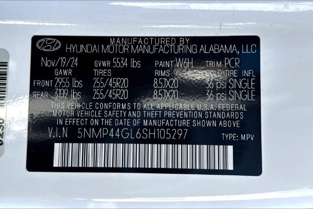 Used 2025 White Hyundai Limited image 21