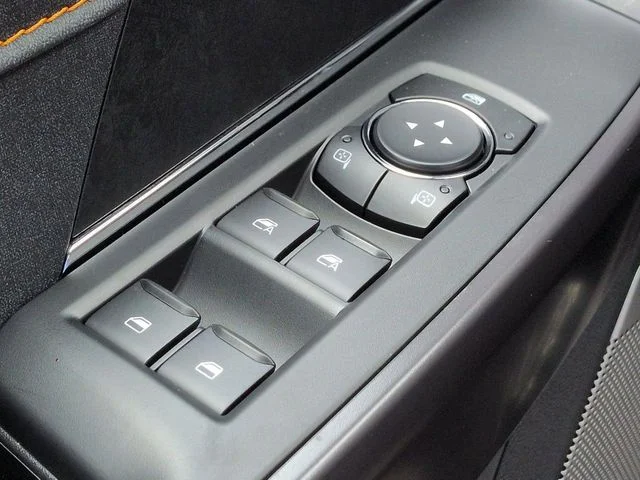 New 2026 White Ford Tremor image 24