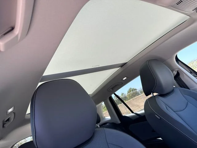 New 2026 Deep Black Pearl Volkswagen 2.0T SE image 20