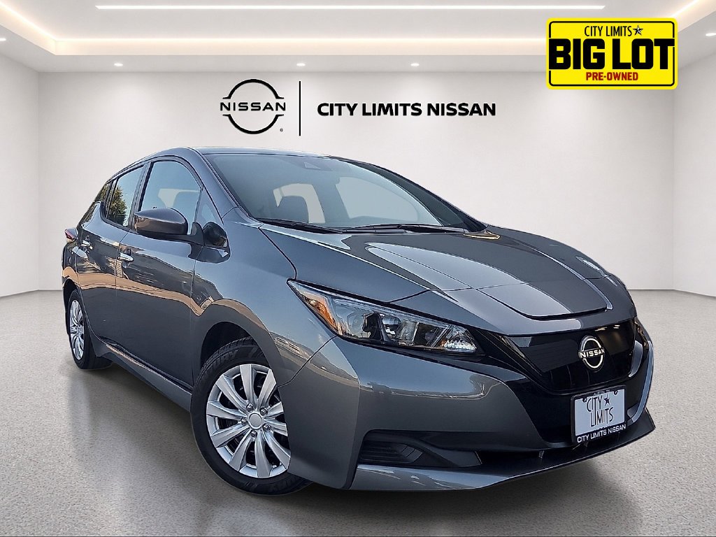 2025 Nissan Leaf