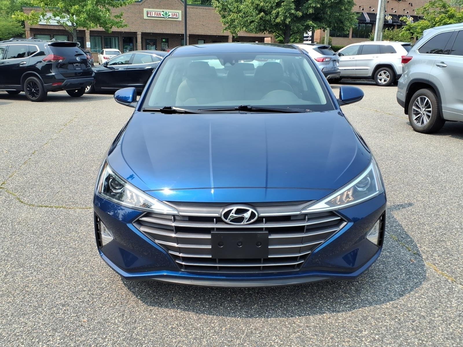 Used 2020 Lakeside Blue Hyundai SEL image 2