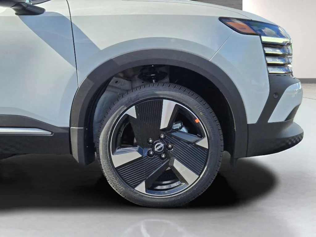 2025 Nissan Kicks SR - Photo 6