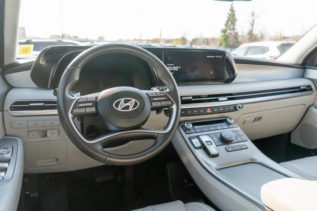 Used 2024 Red Hyundai SEL image 14