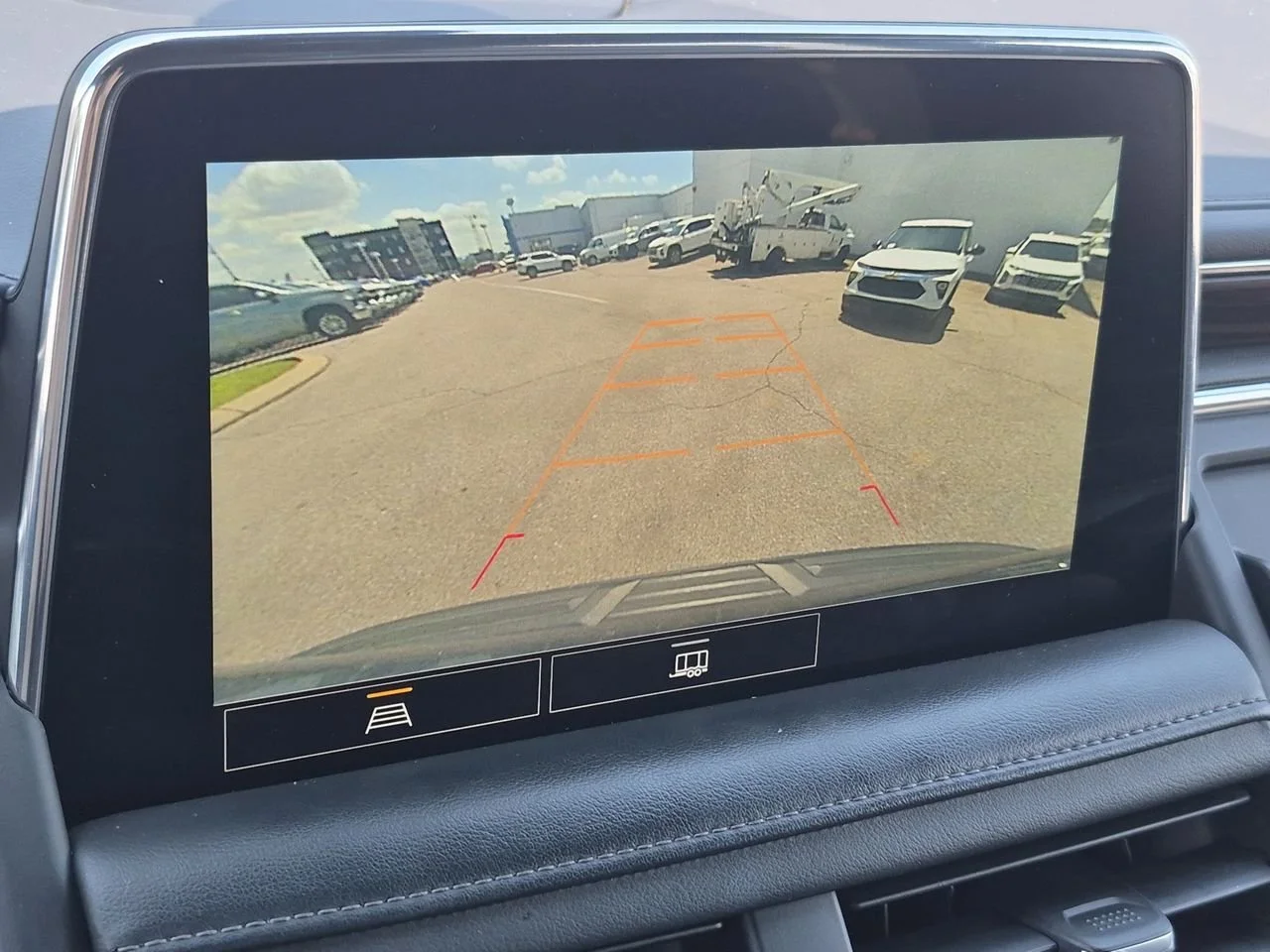 Used 2021 SHADOW GRAY METALLIC Chevrolet LT image 15