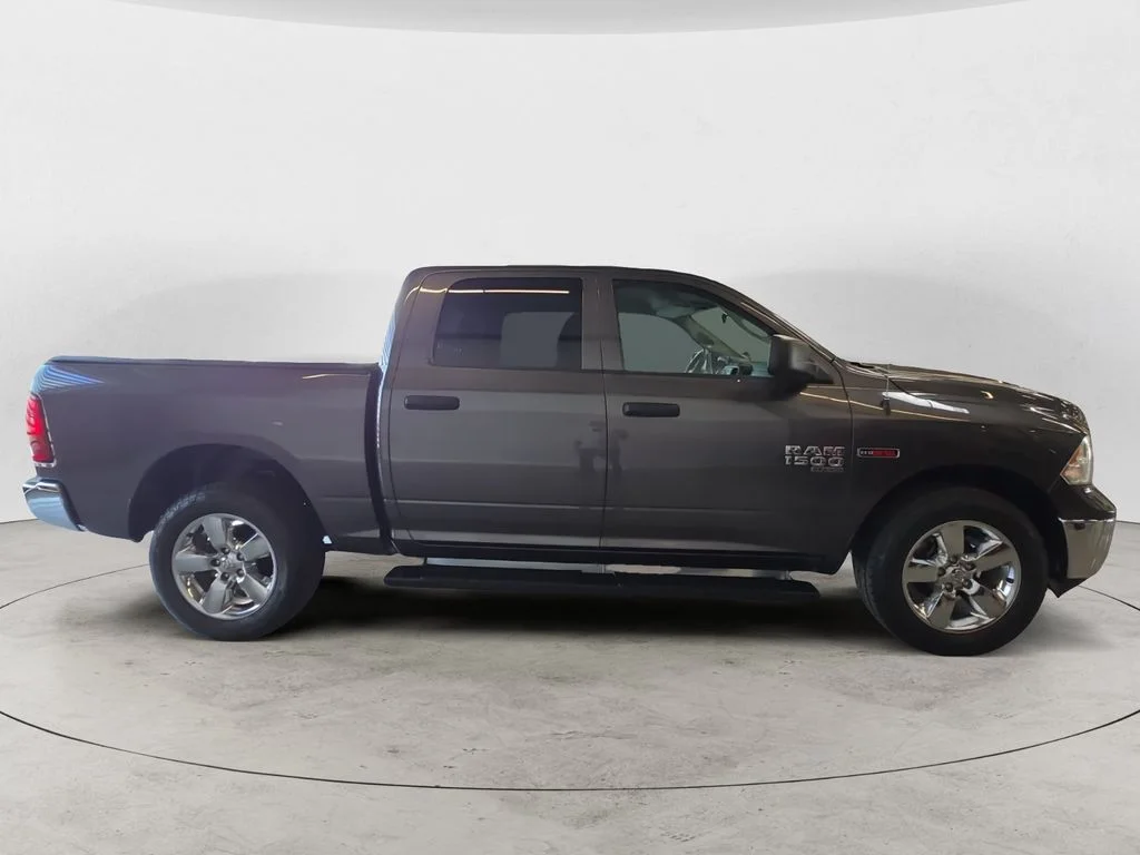 Used 2019 Gray Ram Tradesman image 4