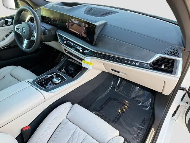New 2026 Alpine White BMW xDrive50e image 14