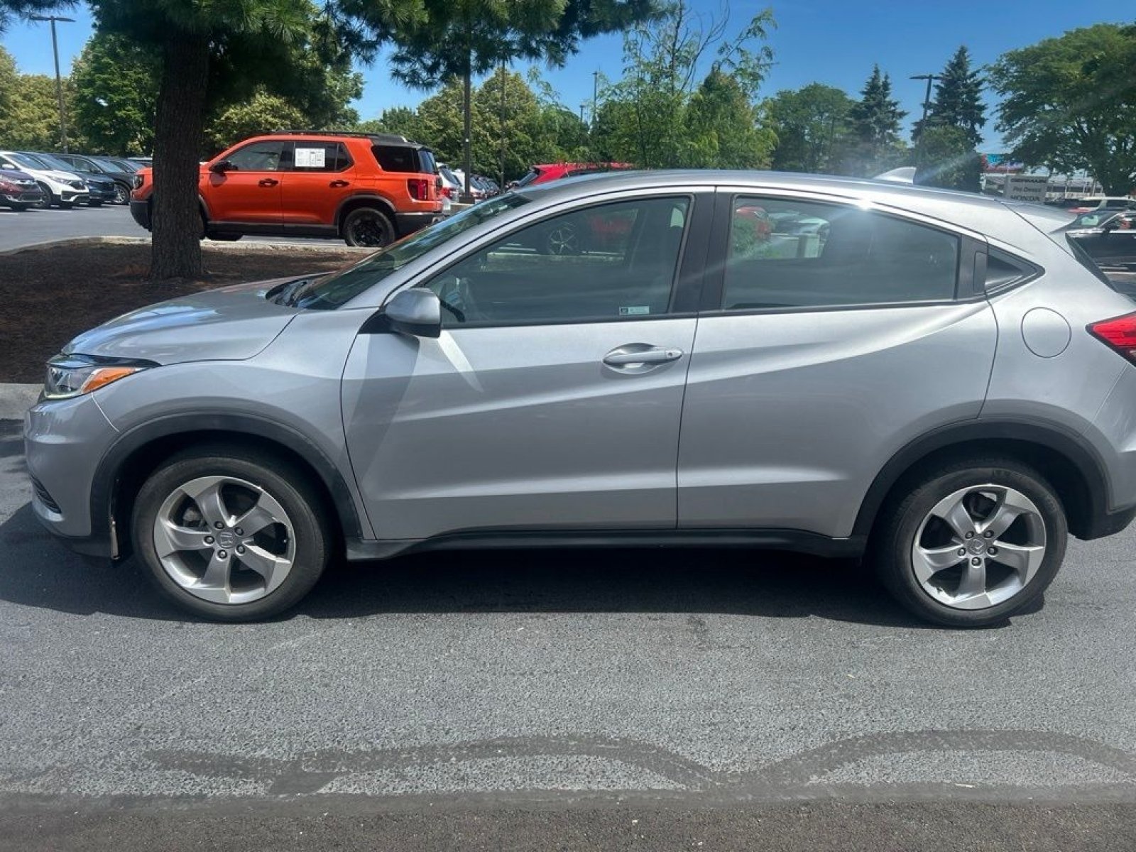 Certified Used 2022 Lunar Silver Metallic Honda LX image 8