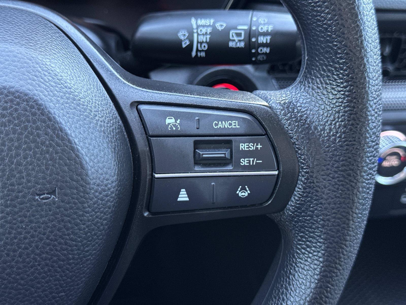 2025 Honda CR-V LX - Photo 12