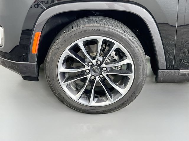 2022 Jeep Wagoneer Series III - Photo 10