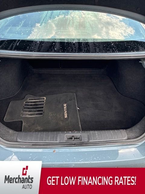 Used 2024 Gray Nissan SV image 13
