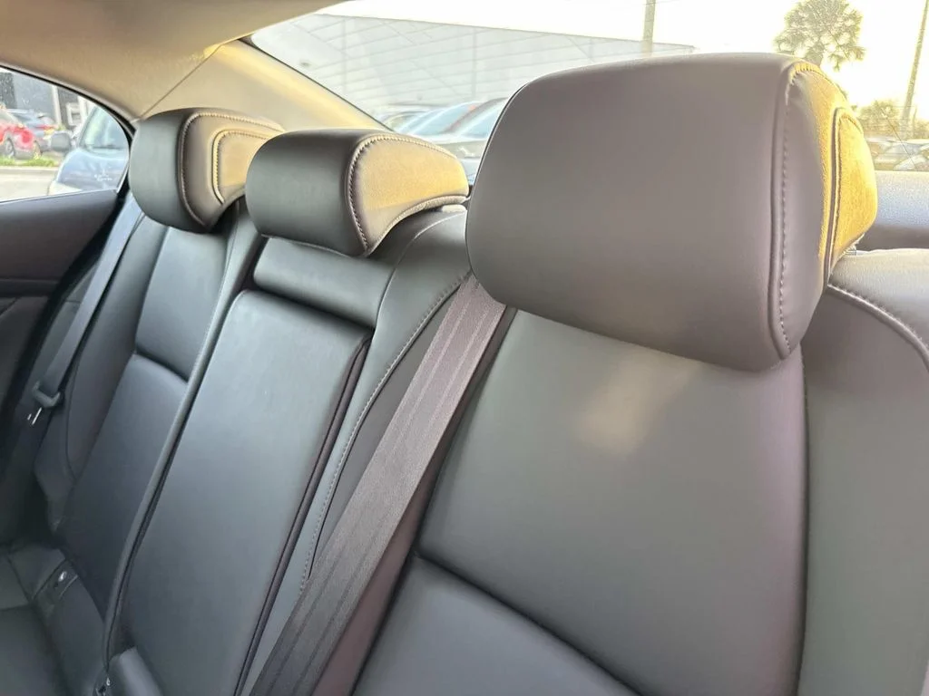 New 2026 Jet Black Mica Mazda 2.5 S Preferred image 17