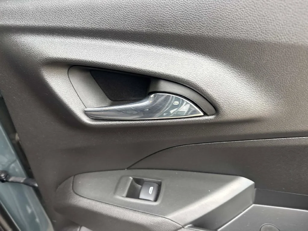 Used 2025 Gray Chevrolet LT image 17