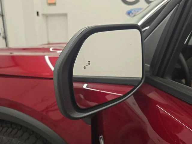 New 2026 Ruby Red Metallic Tinted Clearcoat Ford Outer Banks® image 39
