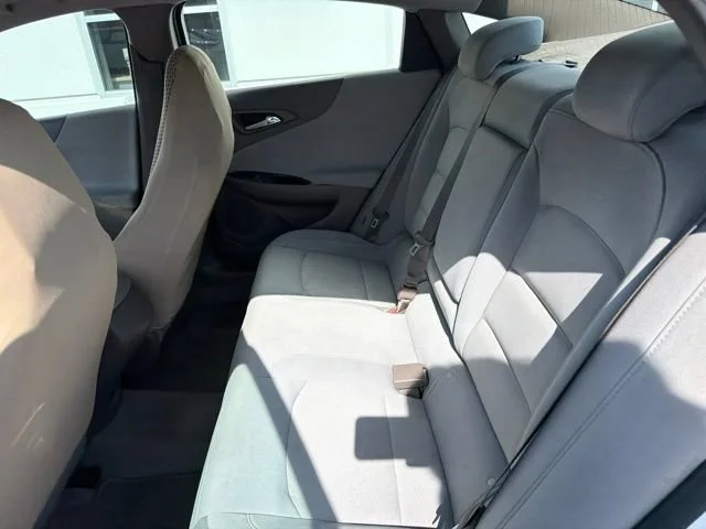 2017 Chevrolet Malibu 1LS - Photo 8