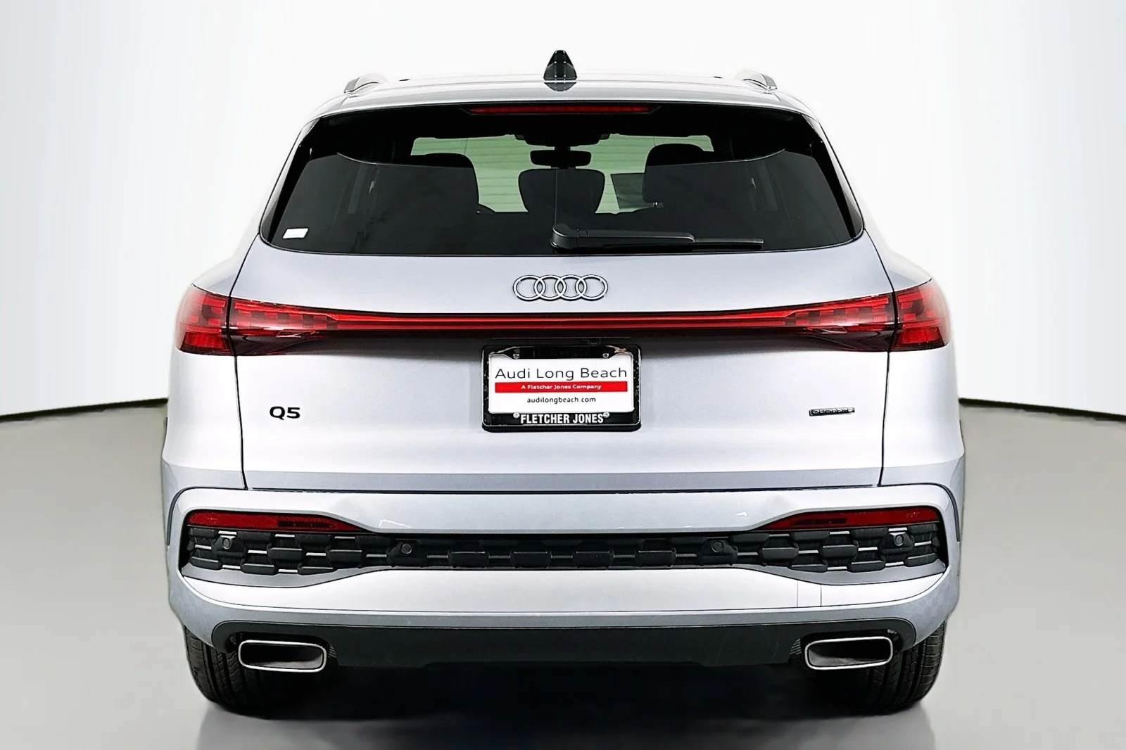 New 2026 Florett Silver Metallic Audi Premium image 3
