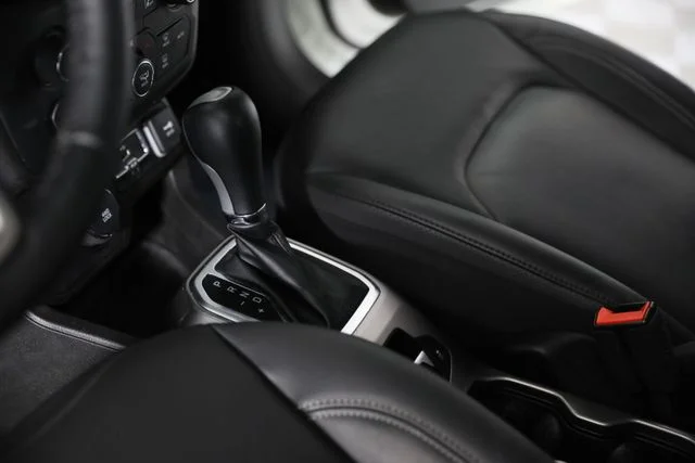 Used 2021 White Jeep Limited image 17
