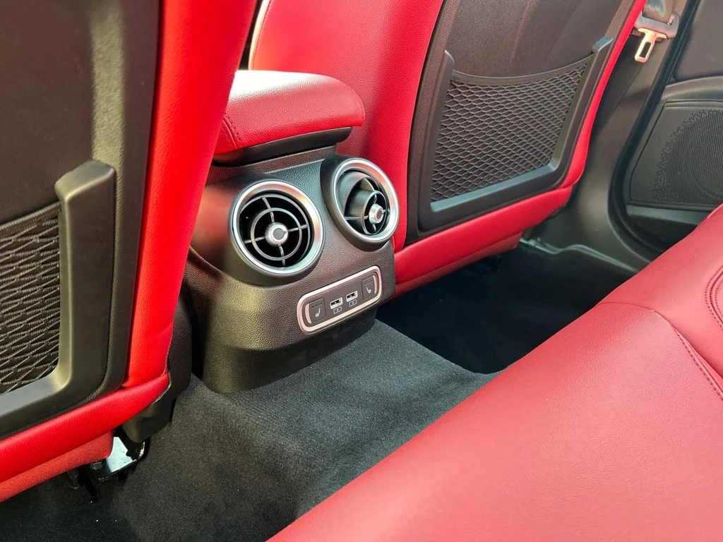 2025 Alfa Romeo Giulia Base - Photo 20