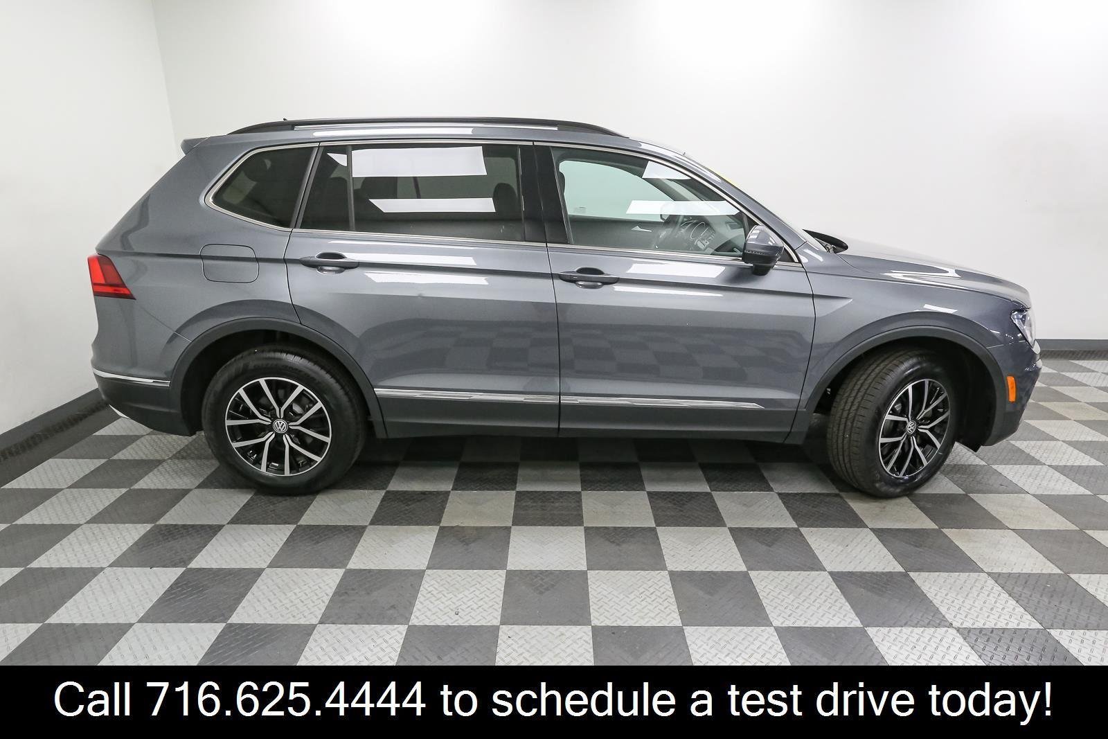 Used 2021 Platinum Gray Metallic Volkswagen SE image 9