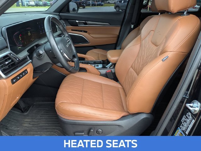 Used 2025 Black Kia EX X-Line image 14
